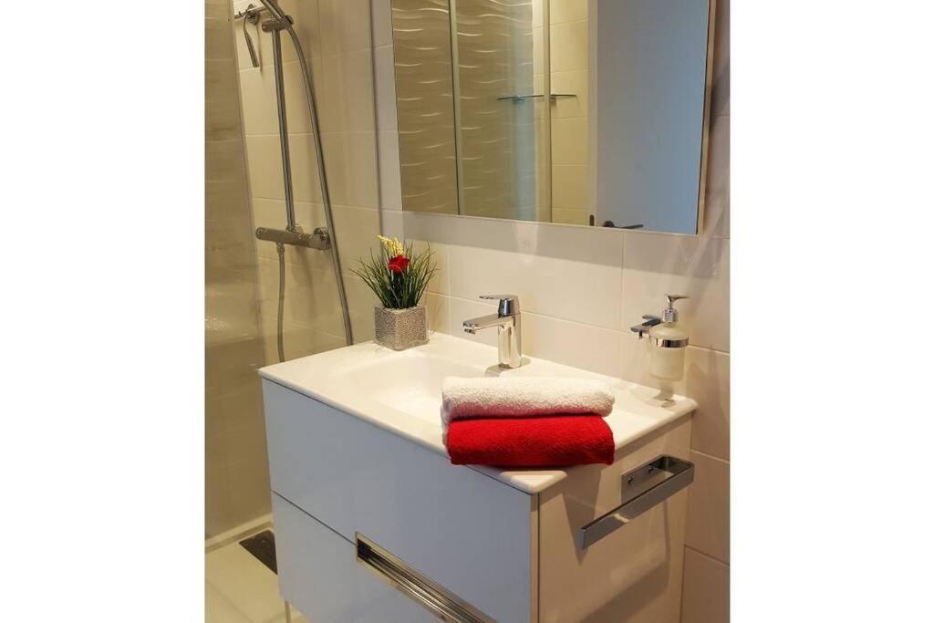 Modern Apartment With Stunning Sea View Cala Millor  Esterno foto
